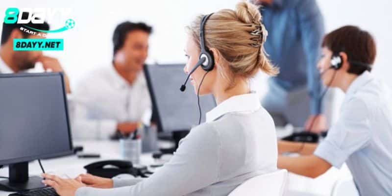 Đăng Ký 8Day - Hướng Dẫn Cách Tạo Account Cho Người Chơi 2 Đội ngũ hỗ trợ đăng ký 8Day chuyên nghiệp
